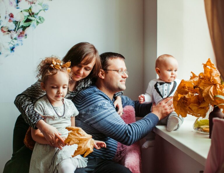Семья дома — родители и дети, психология взаимоотношений и доверие