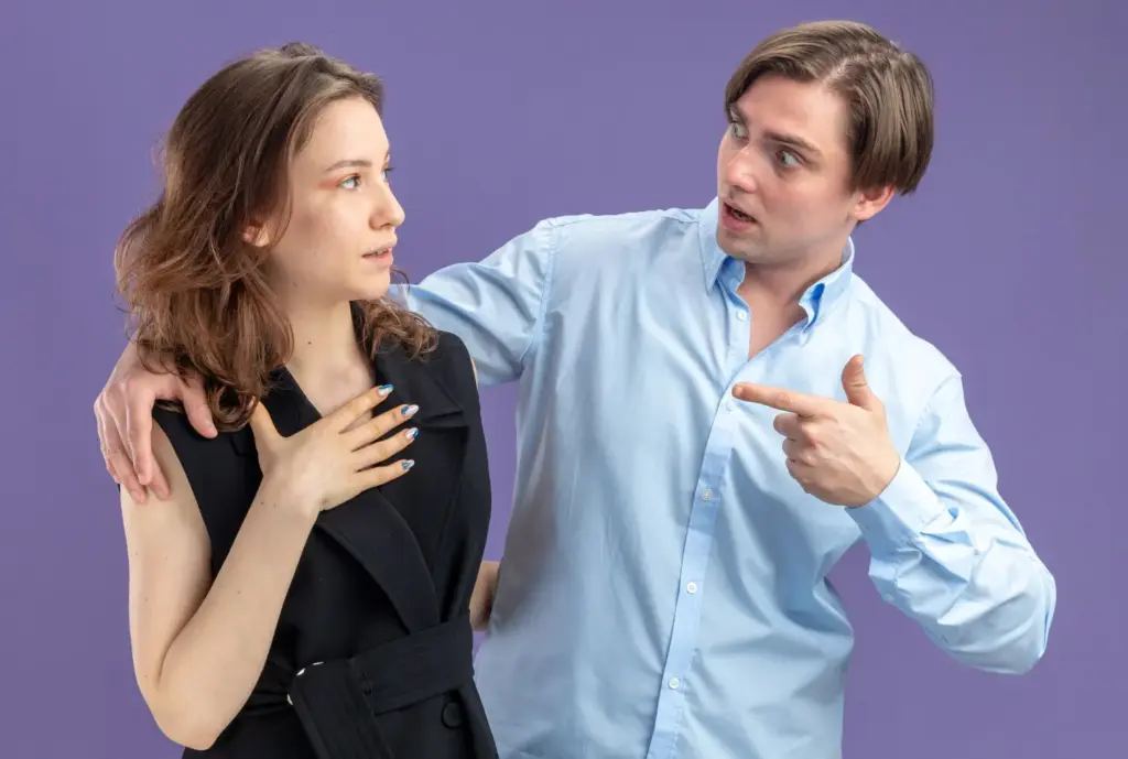 Как жить и реагировать на гневливых людей: правила общения с агрессивными людьми