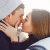 Почему в начале отношений люди кажутся лучше: первые чувства, романтика и идеализация партнёра