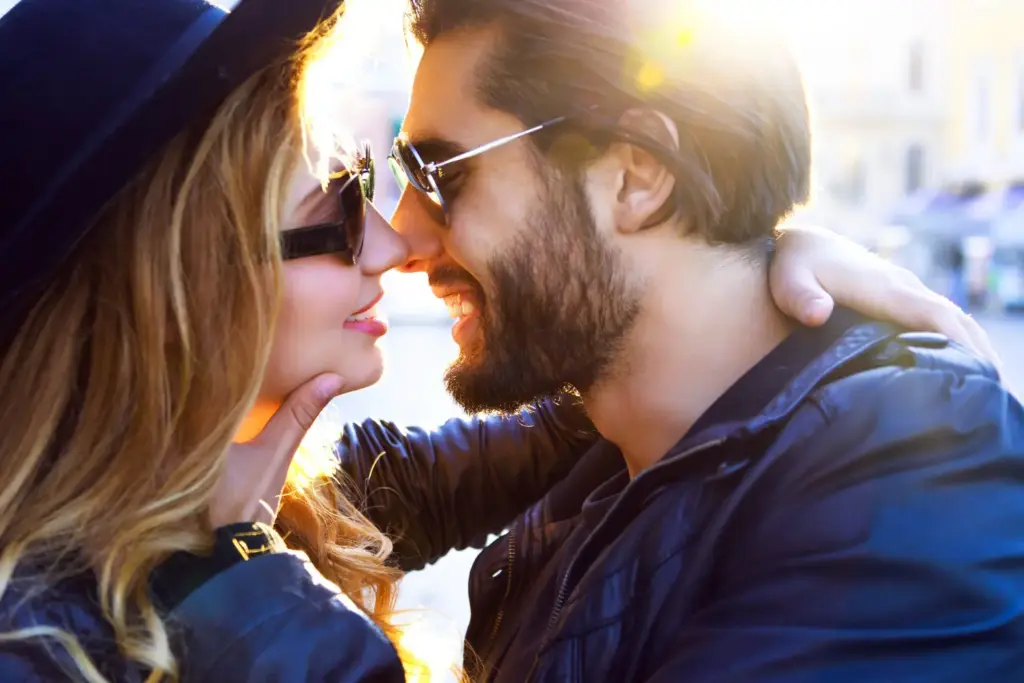 Как принимать совместные решения в семье и в отношениях: пара обсуждает важный выбор