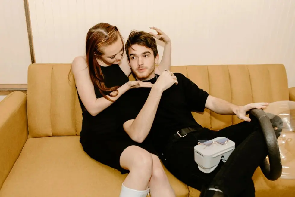 Почему тянет к эмоционально недоступным партнёрам: когда внимание есть, а эмоциональной близости всё равно не хватает