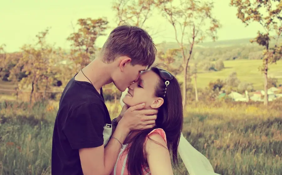 Пропал после переписки и не отвечает — это гостинг: близость была, а потом человек исчез без объяснений